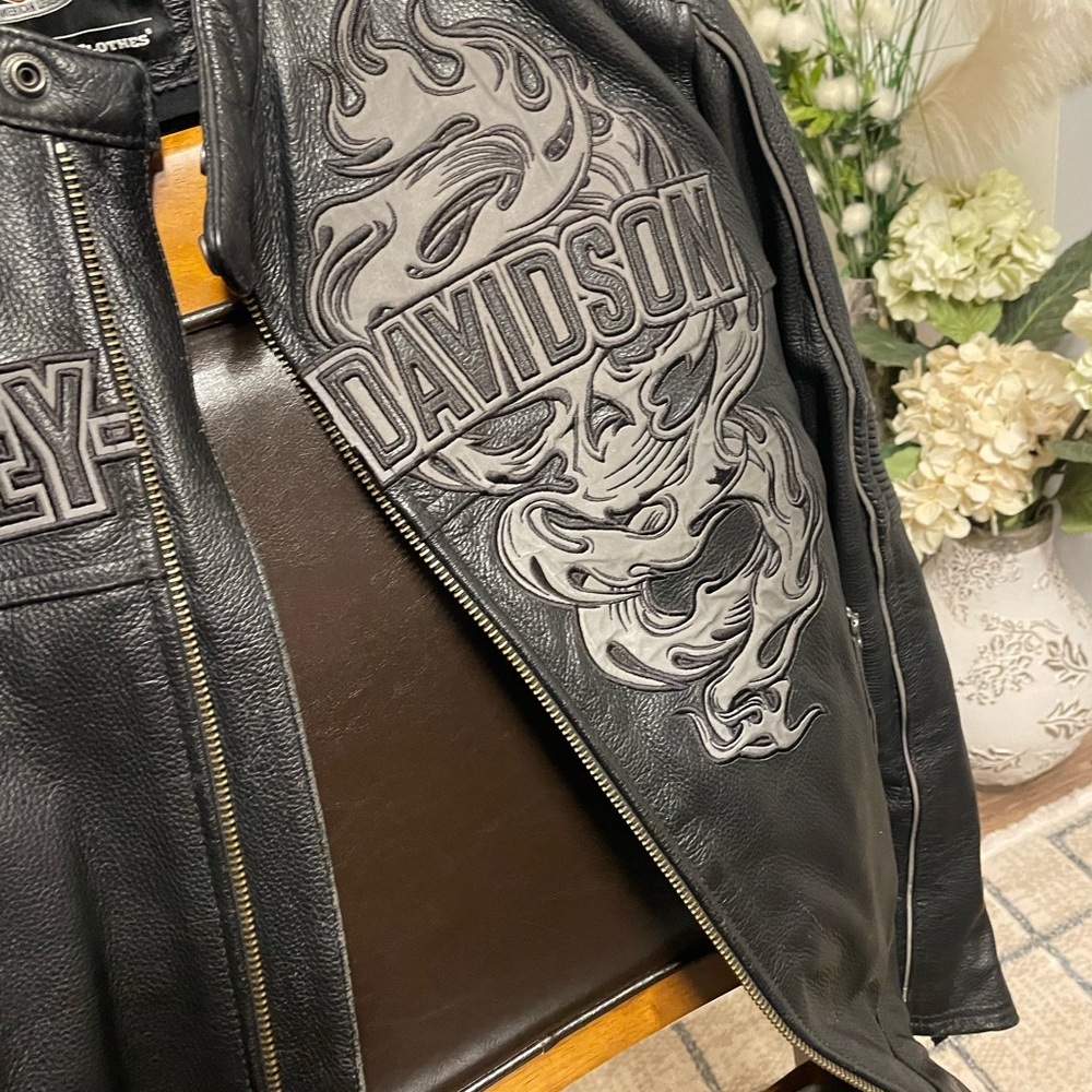 SOLD Harley Leather Jacket - Black - Picture 5 of 9